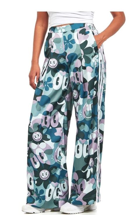 adidas Originals Pants - Adidas Originals X Hattie Stewart Wide Leg Track Pants XS Flare Cartoon Camo